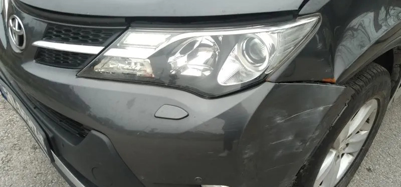 Toyota RAV4 cena 28000 przebieg: 305400, rok produkcji 2013 z Pilzno małe 277